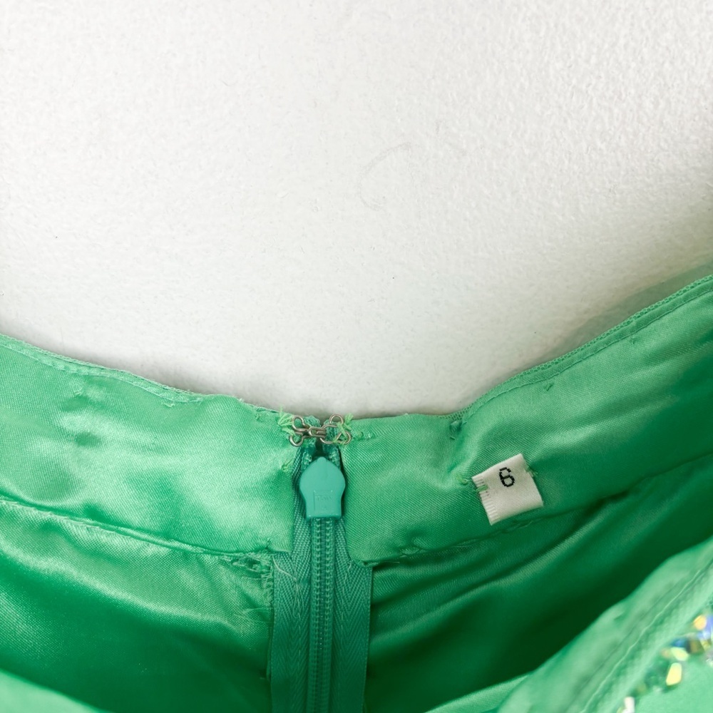 Sherri Hill 51008 Green Rhinestone Embroidered Two Piece Formal Prom Dress Sz 6 - Picture 9 of 13